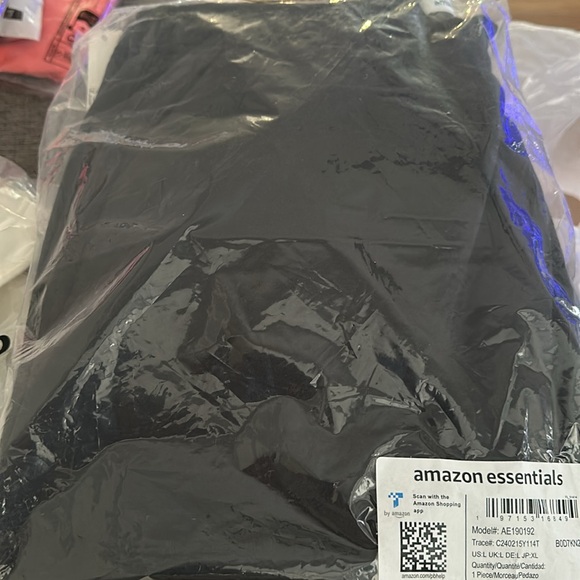 NIP Amazon Essentials Black Fleece Jogger Sweatpants - Picture 5 of 5